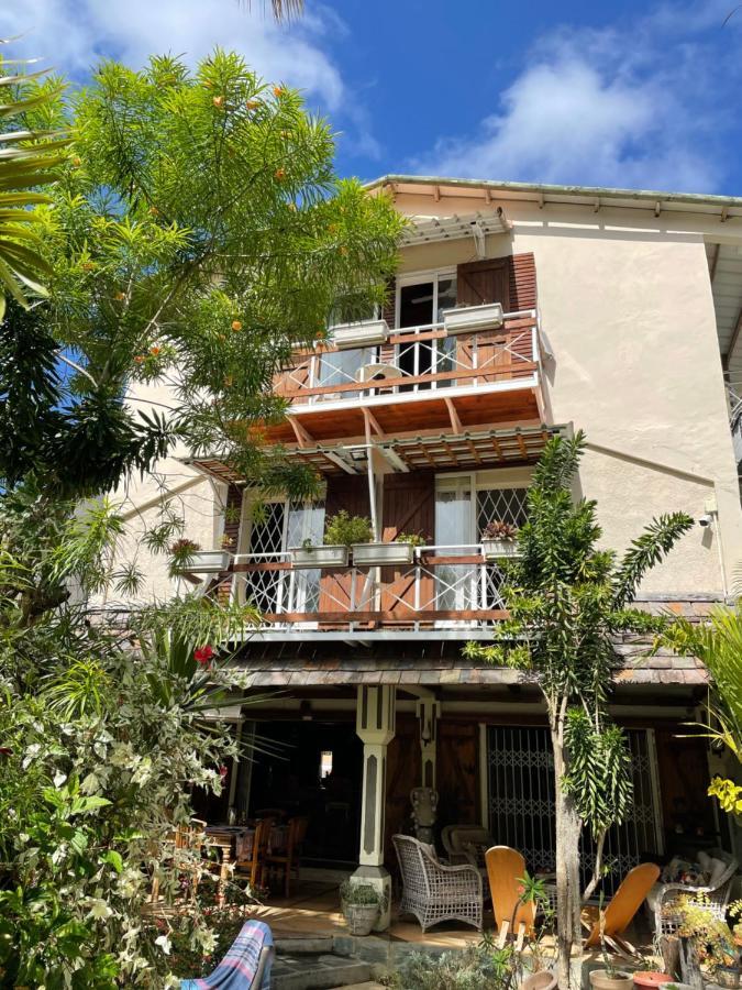 Chez Henri Hotel Pointe d'Esny Kültér fotó